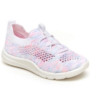 OshKosh Water Shoes, Toddler 6, White Multi